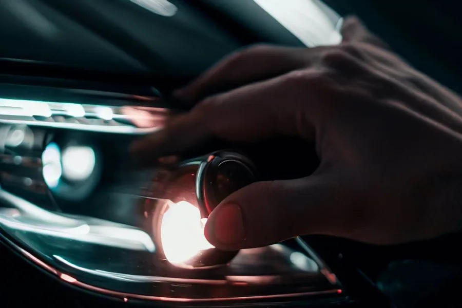 Jak włączyć spryskiwacze reflektorów Audi A4 B6